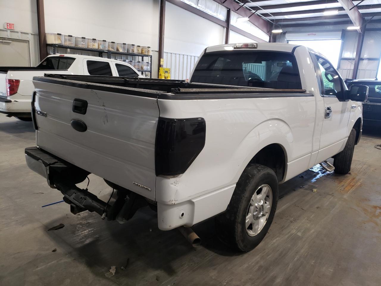 Photo 3 VIN: 1FTMF1CM1BFB24993 - FORD F-150 