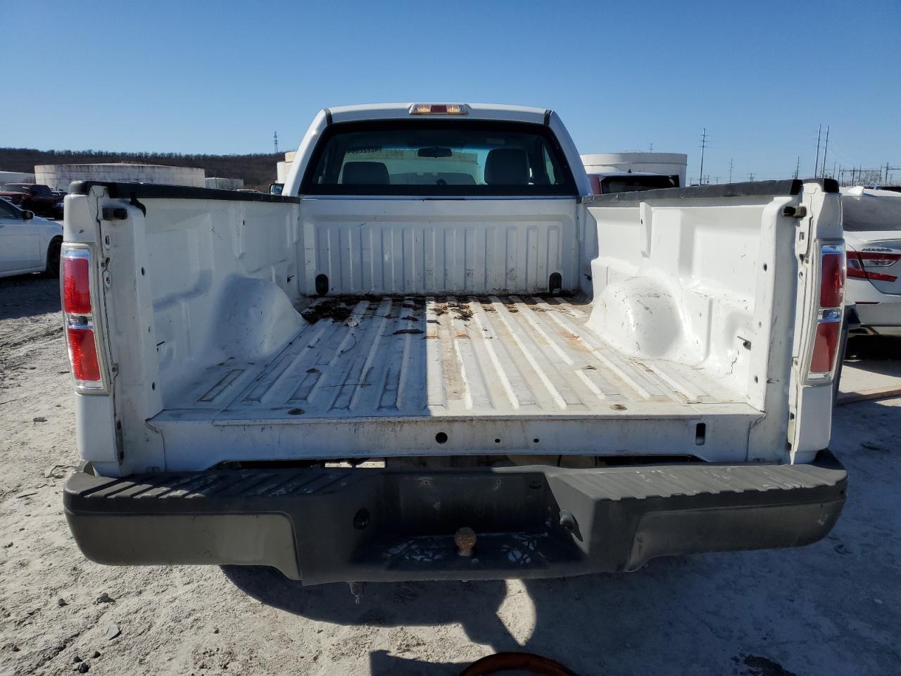 Photo 5 VIN: 1FTMF1CM1DKF34204 - FORD F-150 