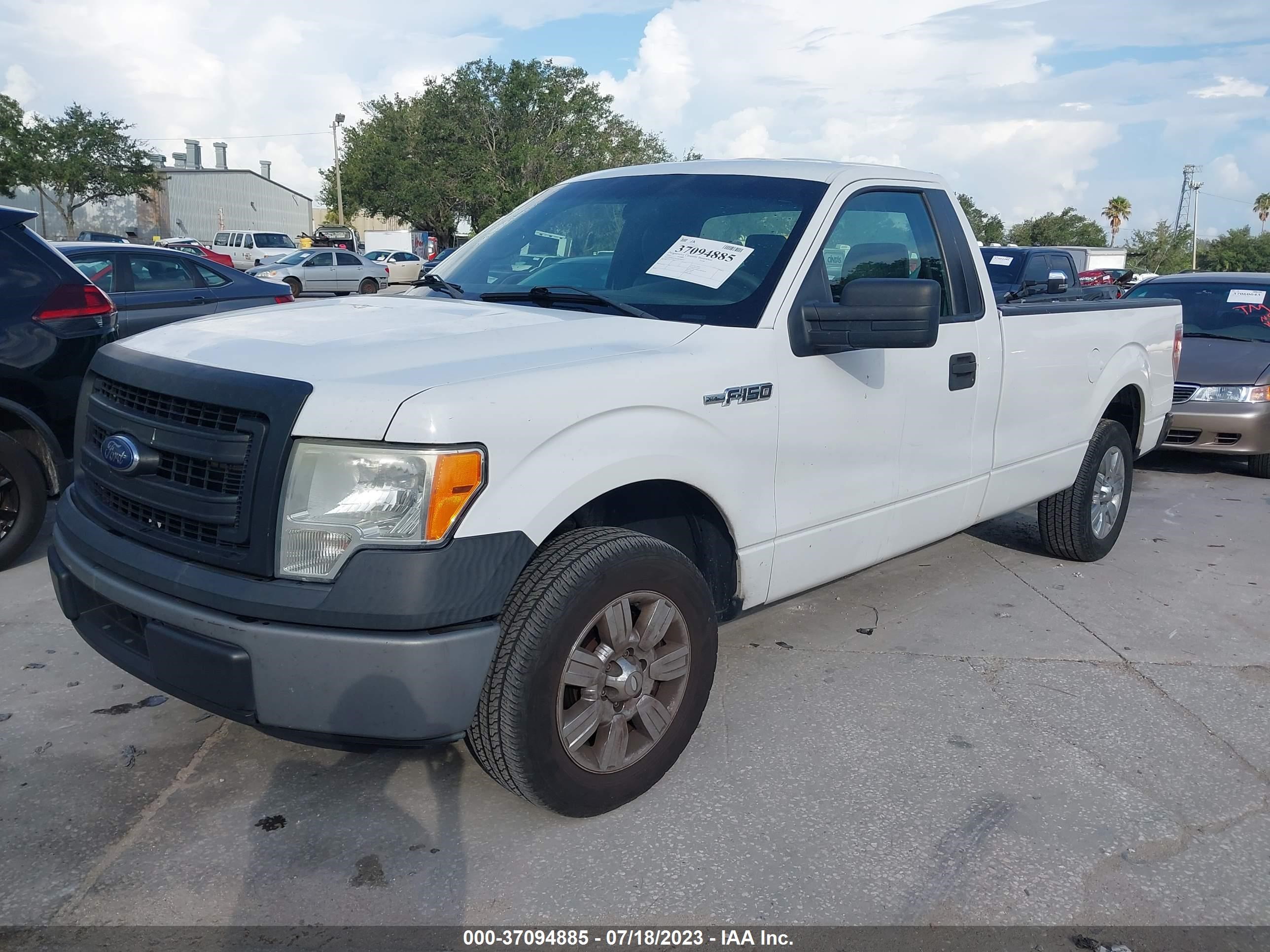 Photo 1 VIN: 1FTMF1CM1EKD09072 - FORD F-150 