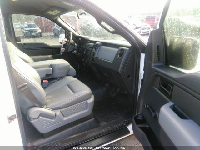 Photo 4 VIN: 1FTMF1CM2EFC25917 - FORD F-150 