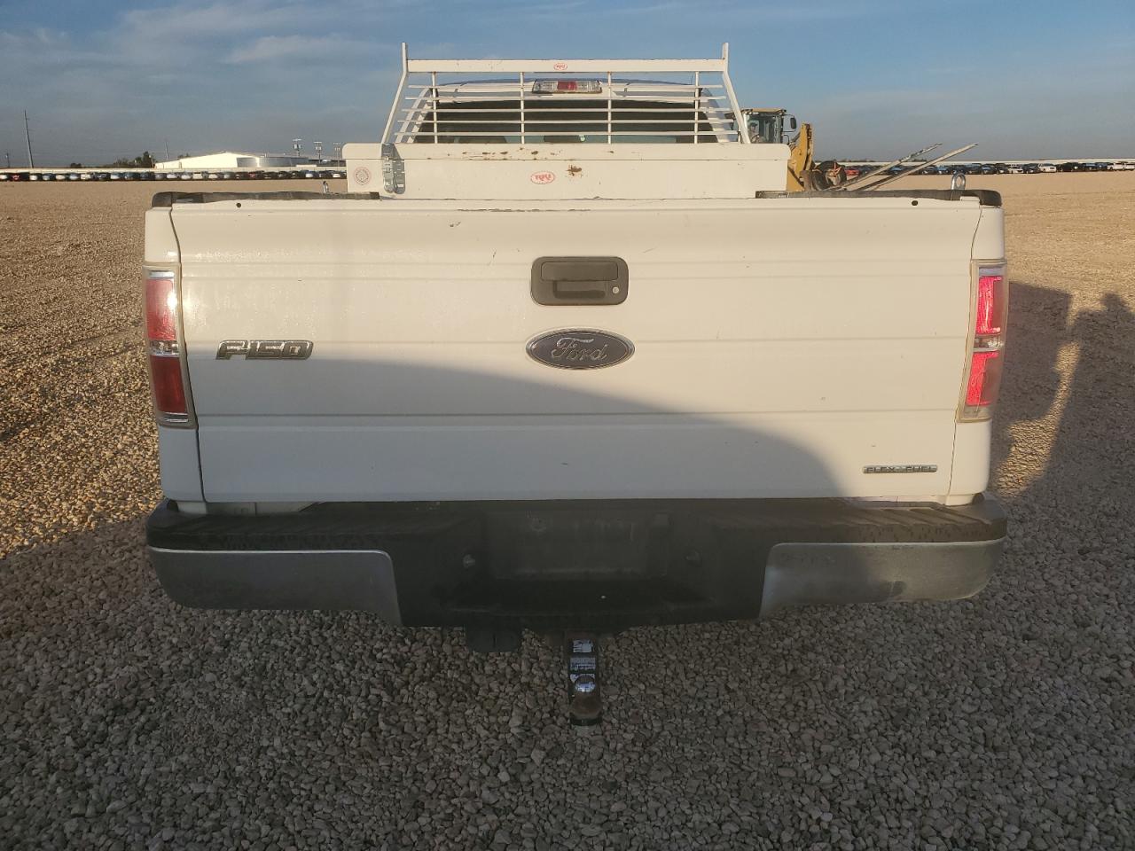 Photo 5 VIN: 1FTMF1CM3DKD53525 - FORD F-150 