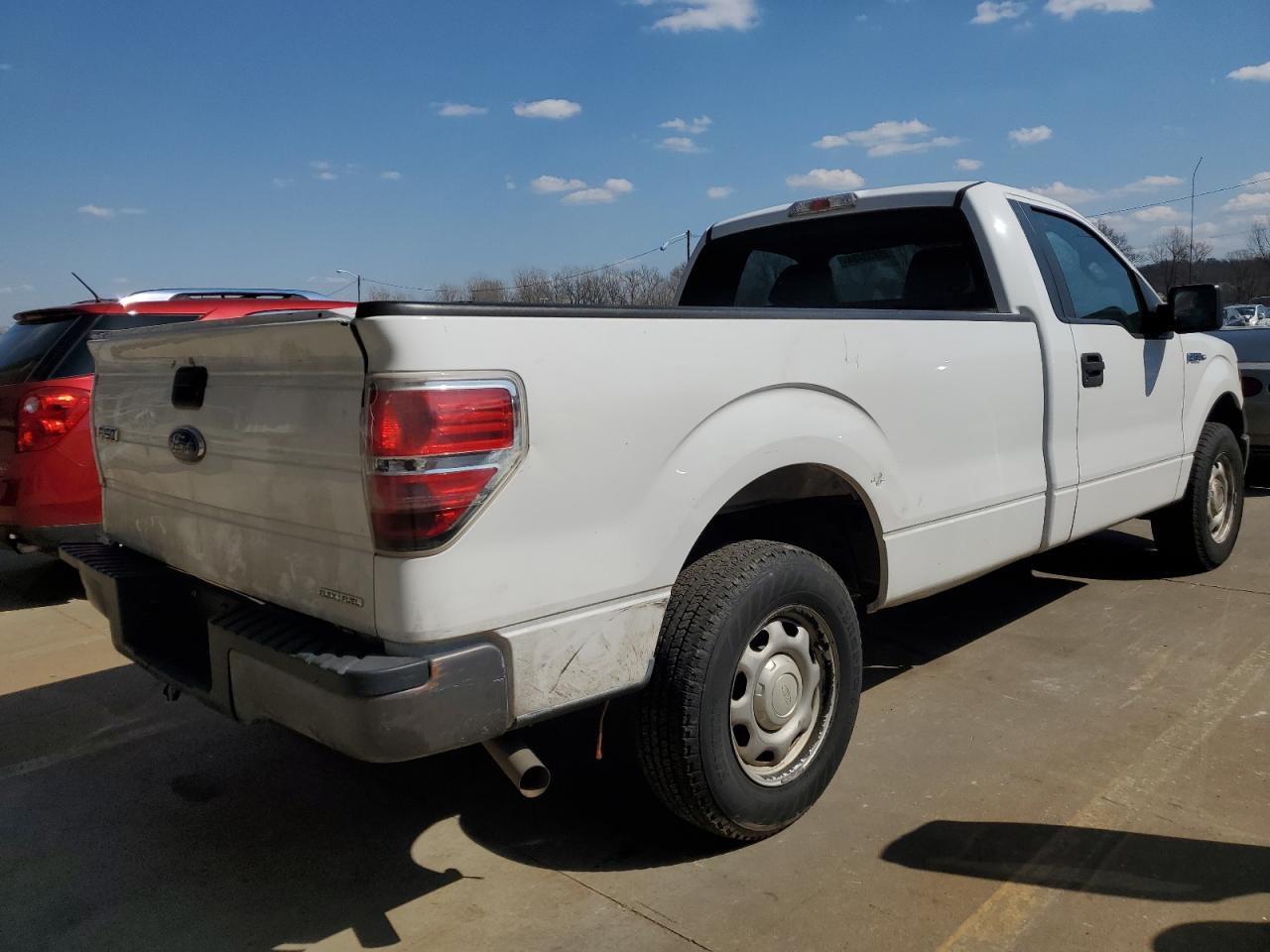 Photo 2 VIN: 1FTMF1CM3EKG33687 - FORD F-150 