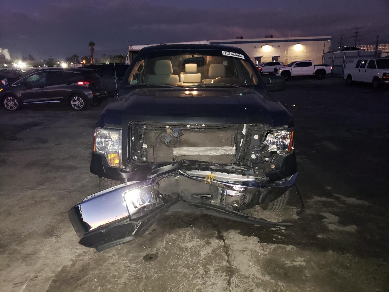 Photo 4 VIN: 1FTMF1CM4DFD63845 - FORD F-150 