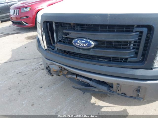 Photo 5 VIN: 1FTMF1CM4DKF92033 - FORD F-150 