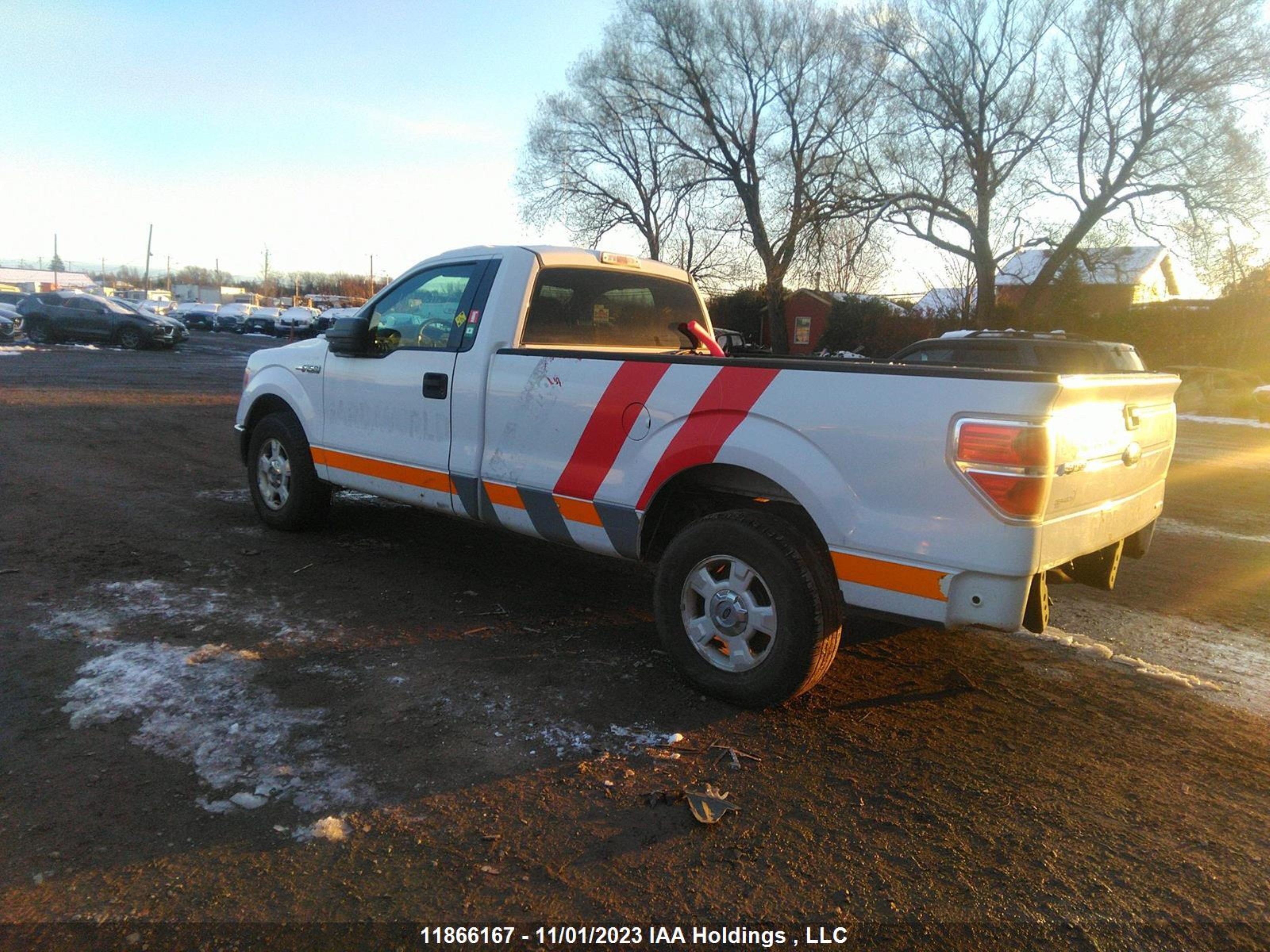 Photo 2 VIN: 1FTMF1CM4EKD95865 - FORD F-150 