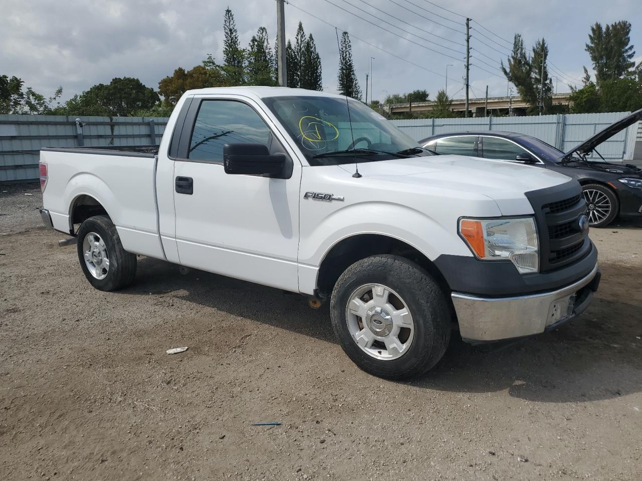 Photo 6 VIN: 1FTMF1CM4EKF88114 - FORD F-150 