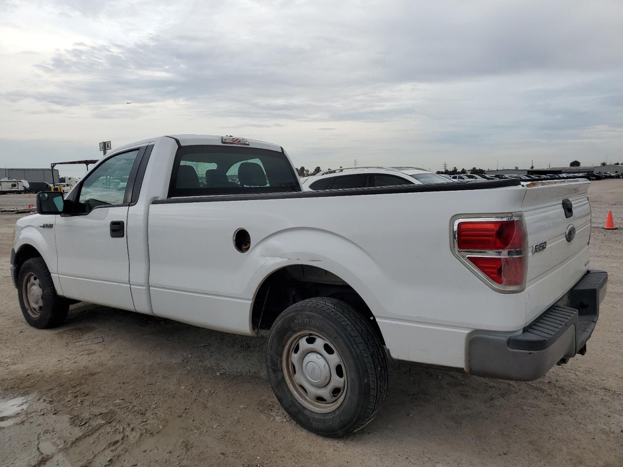 Photo 1 VIN: 1FTMF1CM5BKD38618 - FORD F-150 