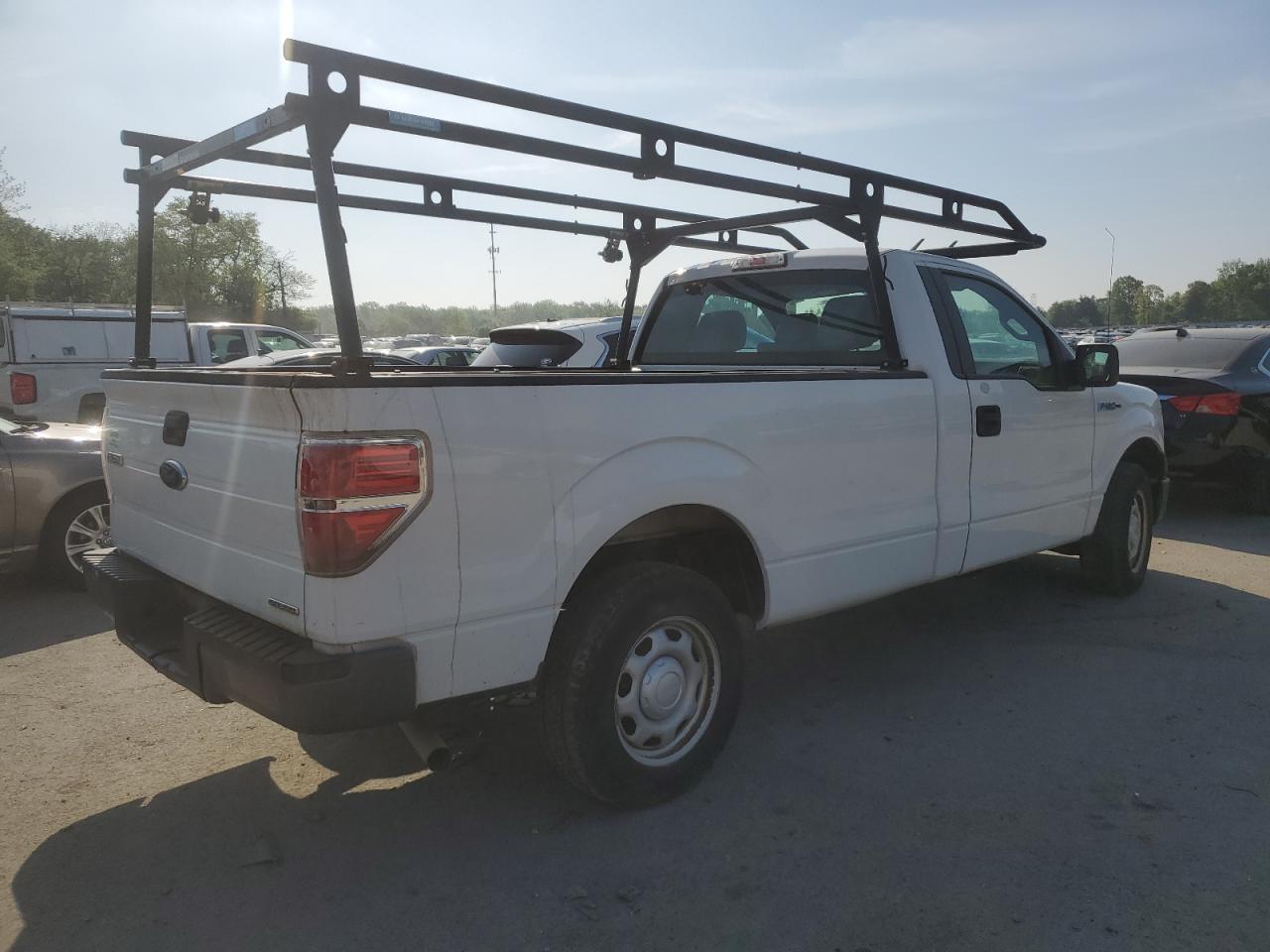 Photo 2 VIN: 1FTMF1CM5DKF34853 - FORD F-150 