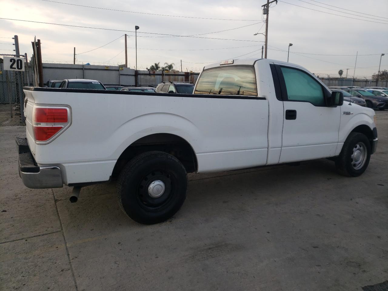 Photo 2 VIN: 1FTMF1CM7DKF72715 - FORD F-150 