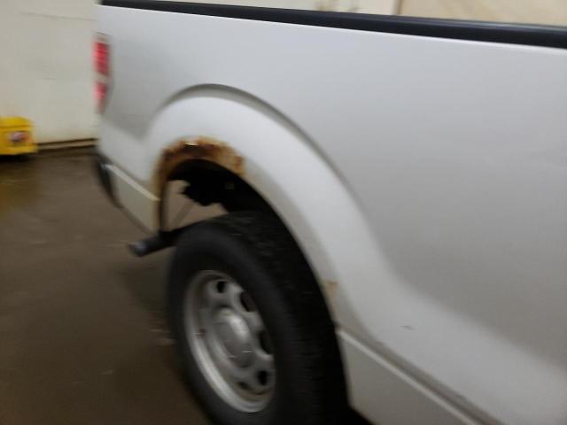 Photo 8 VIN: 1FTMF1CM7DKG34078 - FORD F150 