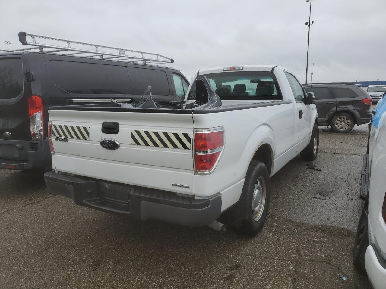 Photo 3 VIN: 1FTMF1CMXEKE25273 - FORD F-150 