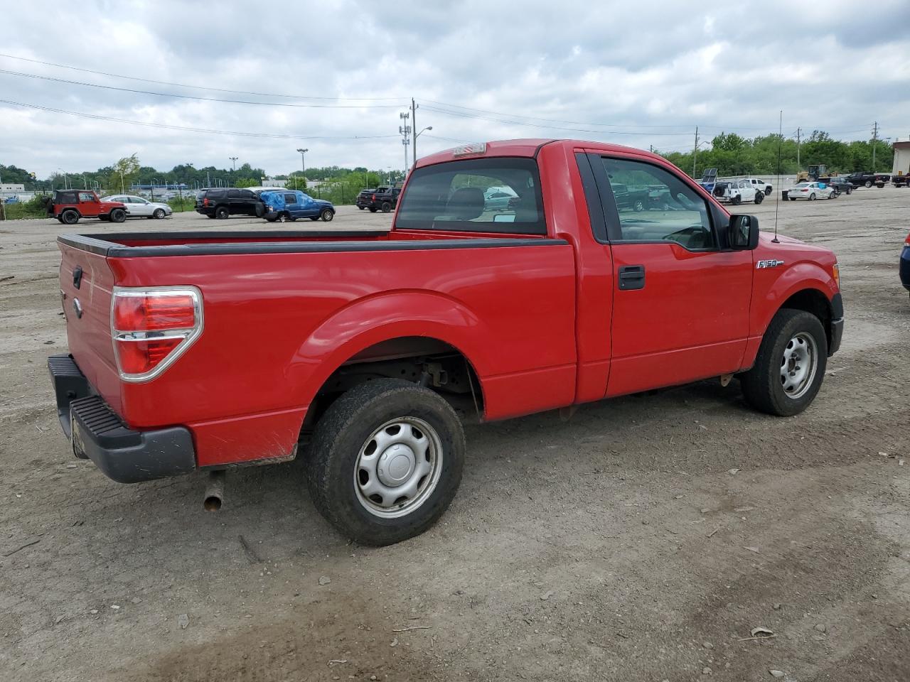 Photo 2 VIN: 1FTMF1CW6AFD24171 - FORD F-150 