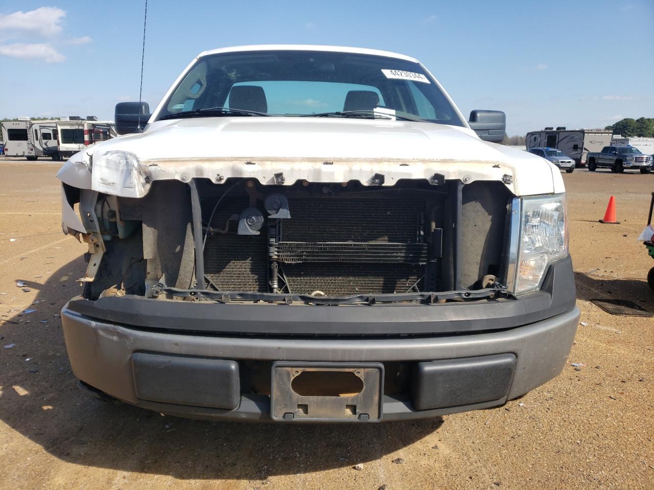 Photo 4 VIN: 1FTMF1CW8AKB15778 - FORD F-150 