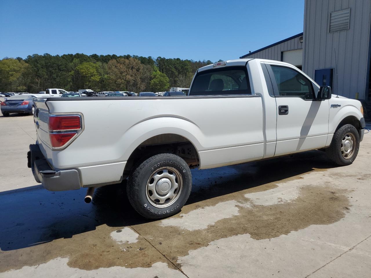 Photo 2 VIN: 1FTMF1CW8AKE13313 - FORD F-150 