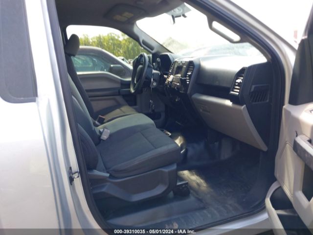 Photo 4 VIN: 1FTMF1EP2GKD69517 - FORD F-150 