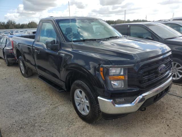 Photo 3 VIN: 1FTMF1EP2PKD07681 - FORD F150 