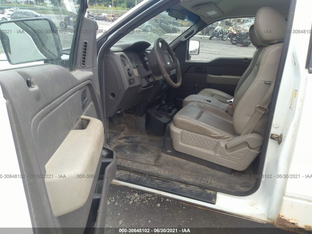 Photo 4 VIN: 1FTMF1EW8AFC45274 - FORD F-150 