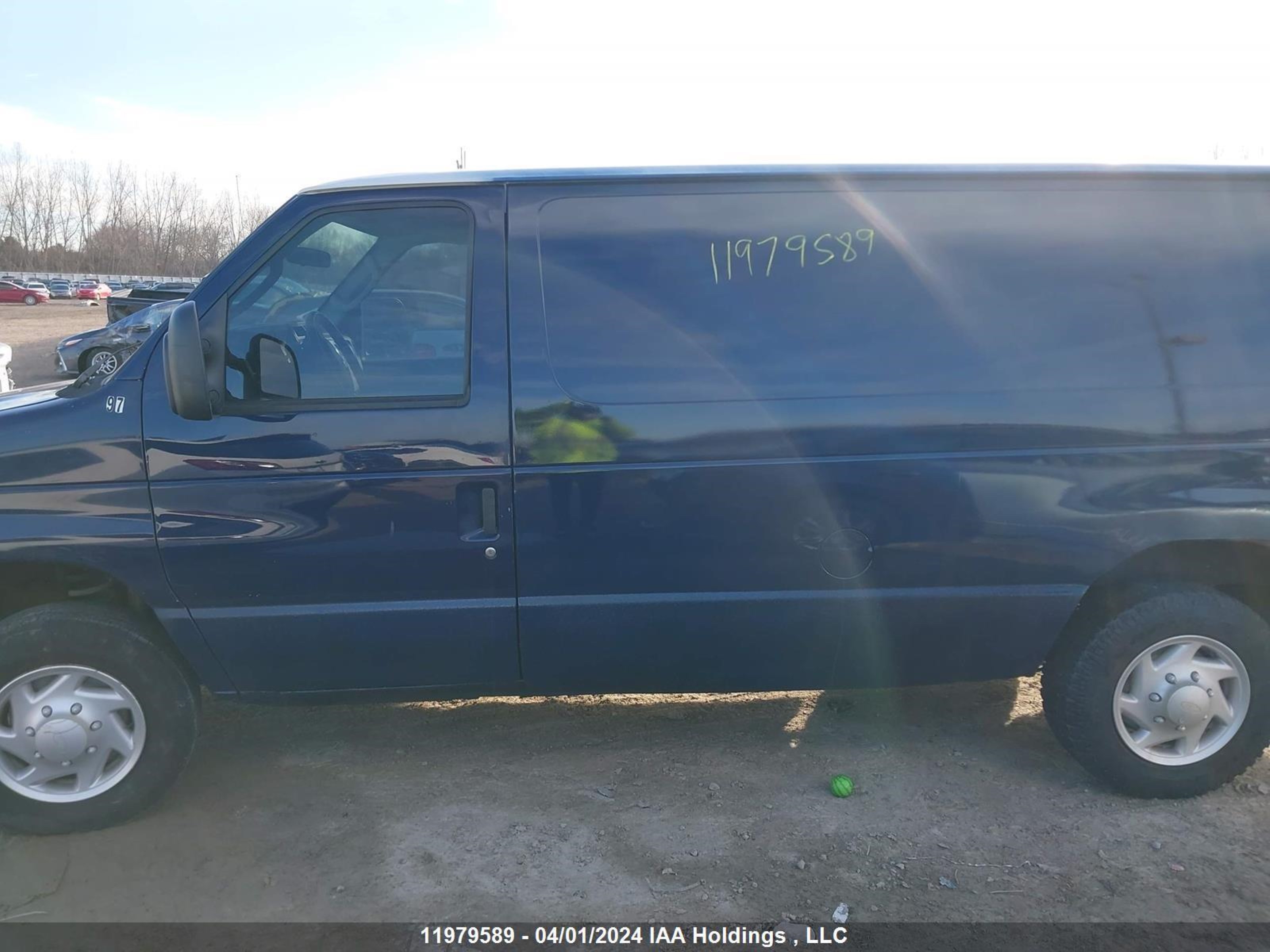 Photo 13 VIN: 1FTNE14W39DA58329 - FORD ECONOLINE 