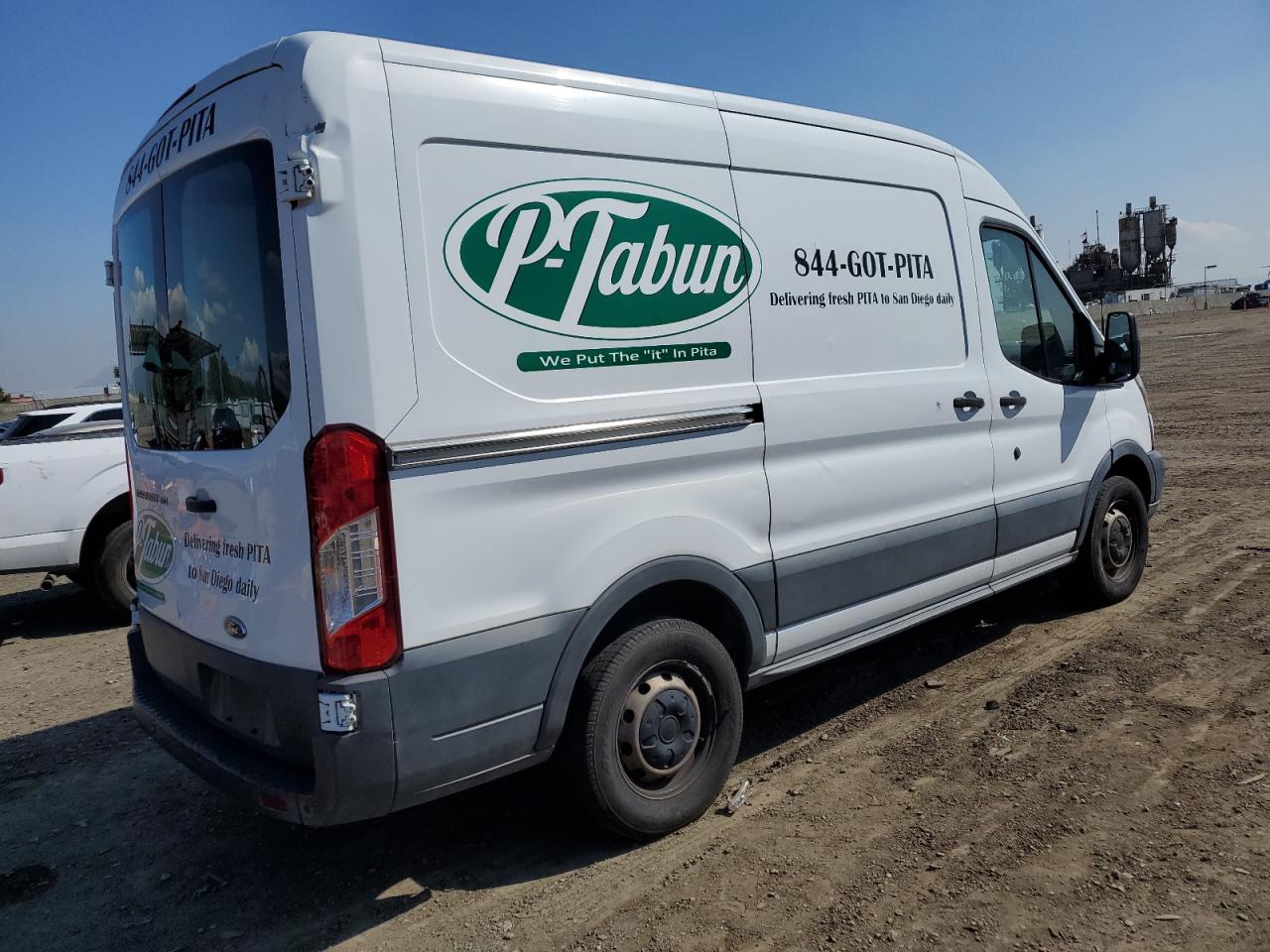 Photo 3 VIN: 1FTNE1CM0FKB16047 - FORD TRANSIT 