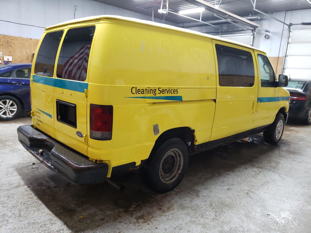 Photo 2 VIN: 1FTNE1EL5CDB25914 - FORD ECONOLINE 