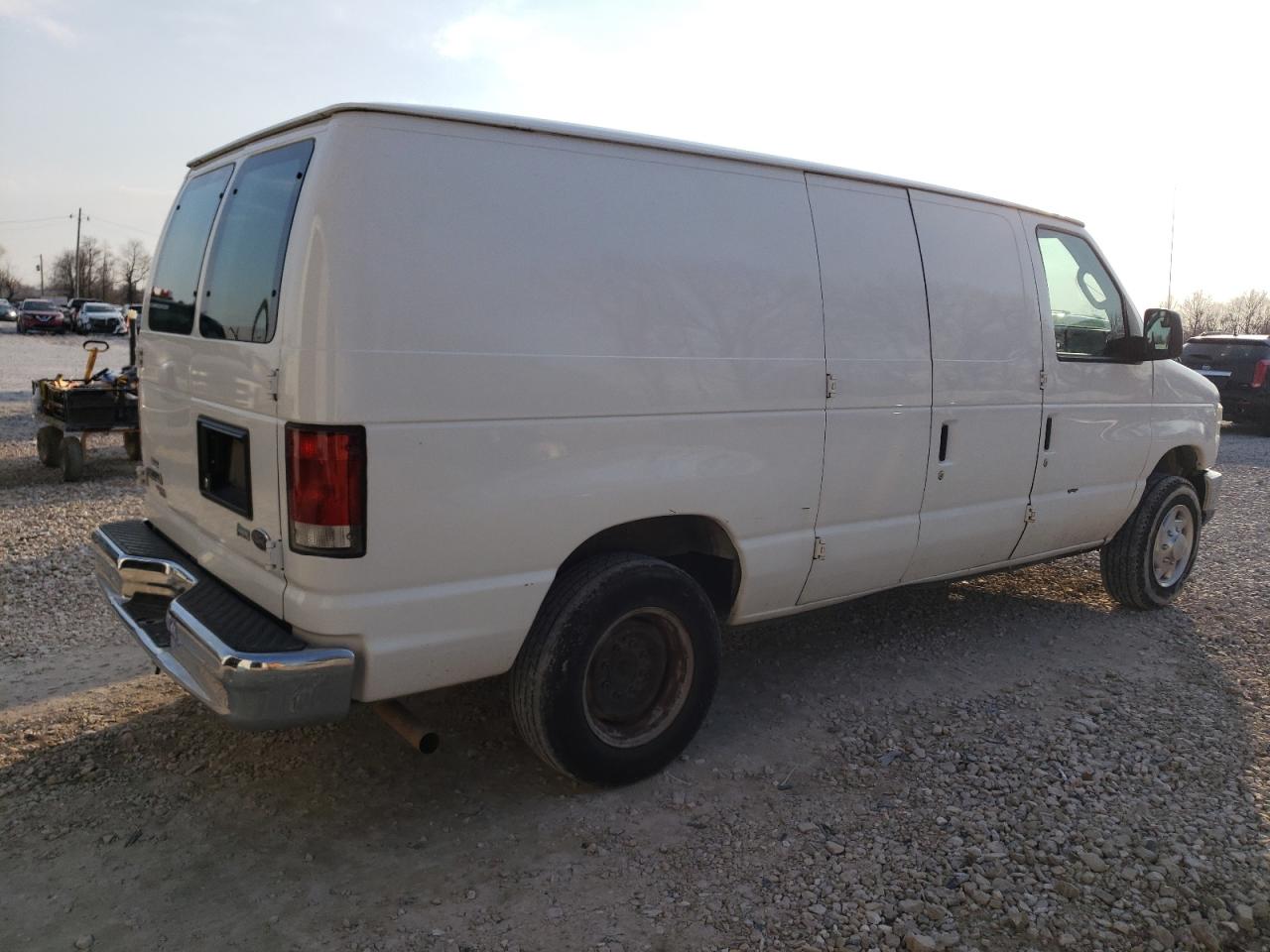 Photo 2 VIN: 1FTNE1EW0BDA51746 - FORD ECONOLINE 