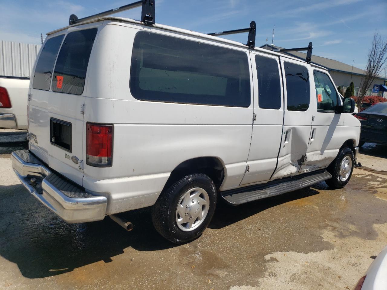 Photo 2 VIN: 1FTNE1EW0EDB00738 - FORD ECONOLINE 