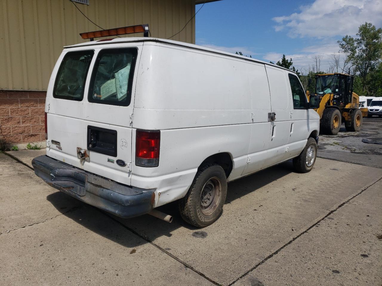 Photo 2 VIN: 1FTNE1EW1BDA58186 - FORD ECONOLINE 