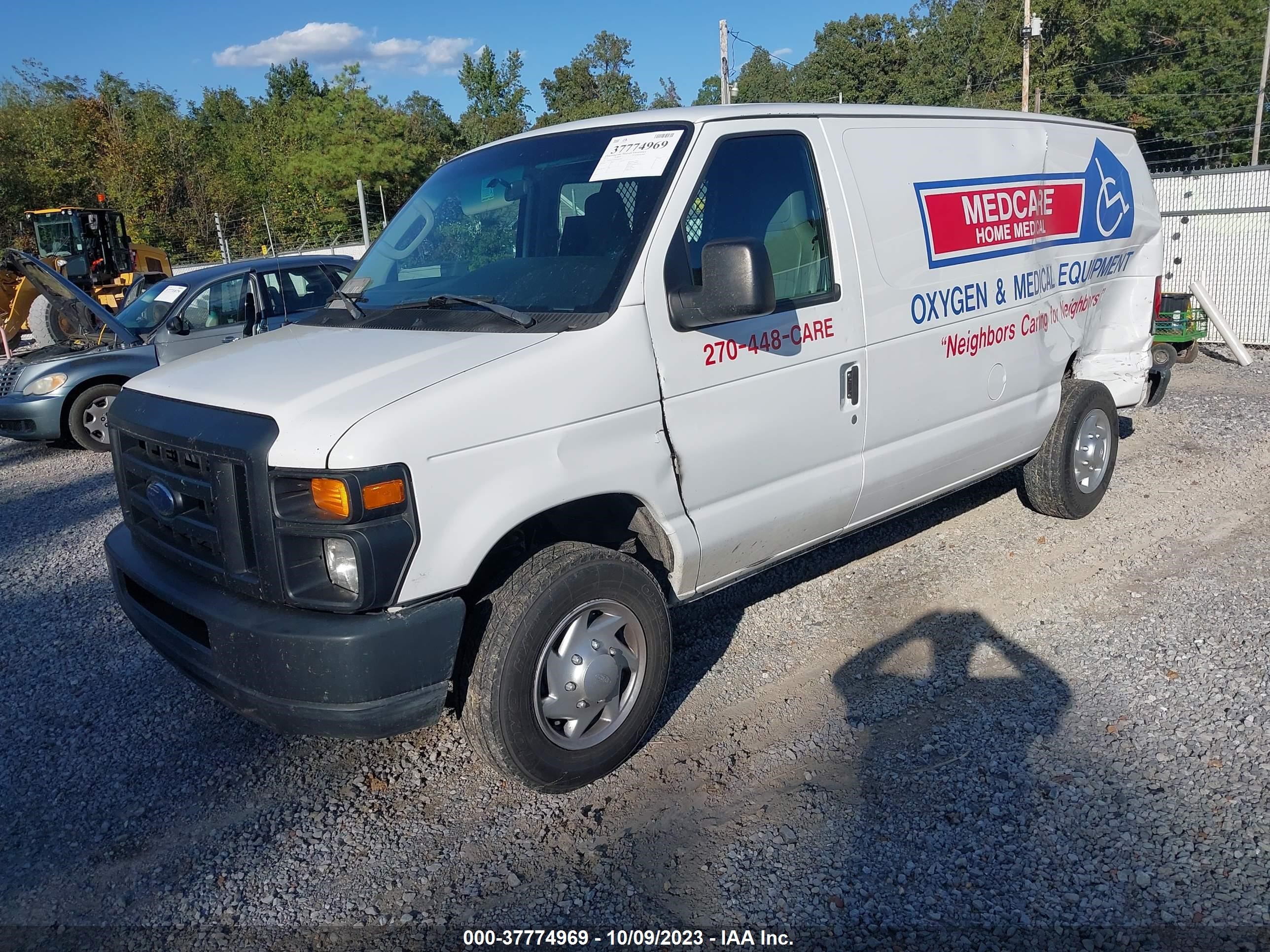 Photo 1 VIN: 1FTNE1EW6BDA65926 - FORD ECONOLINE 