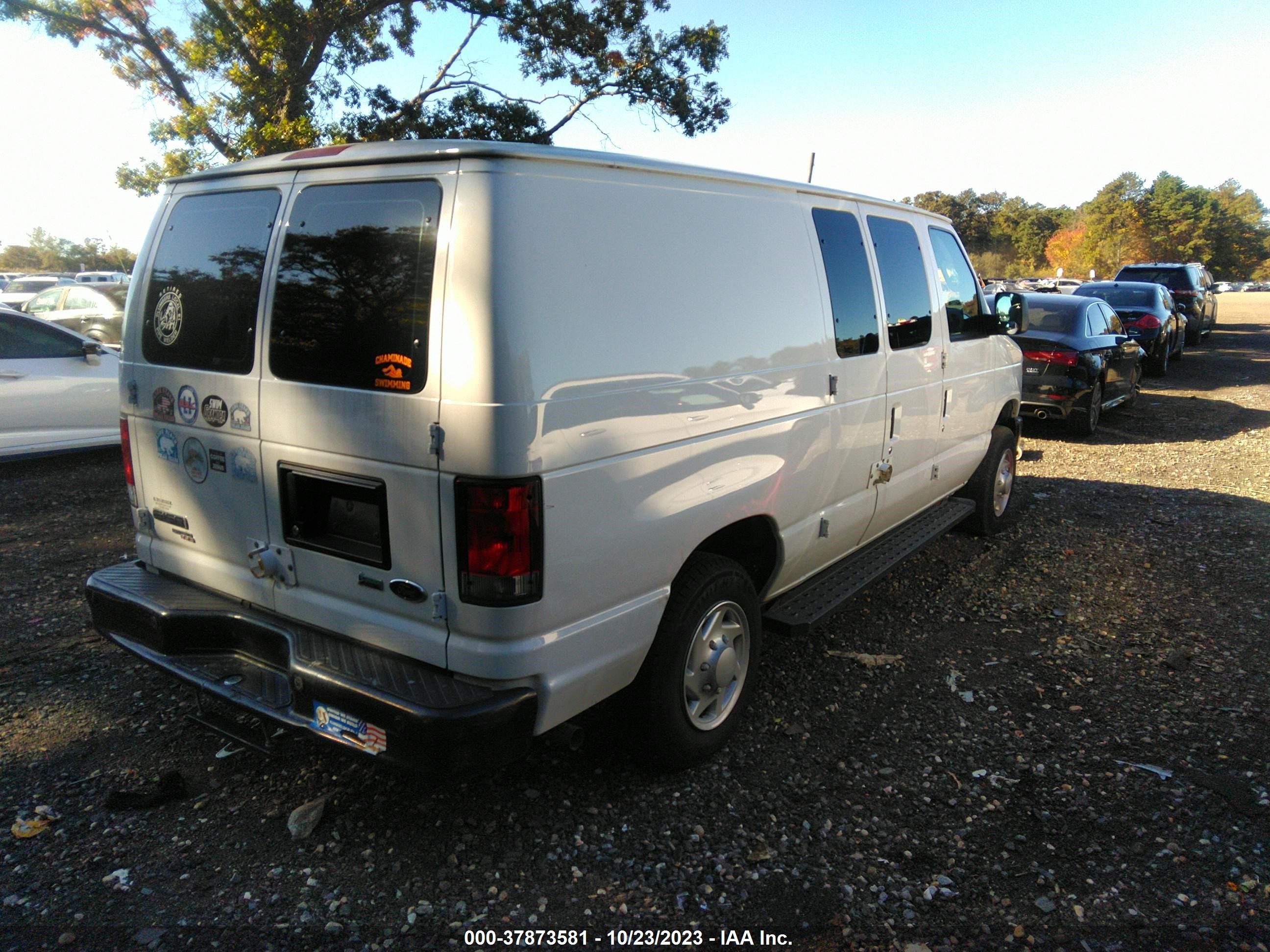 Photo 3 VIN: 1FTNE1EW7EDB12160 - FORD ECONOLINE 