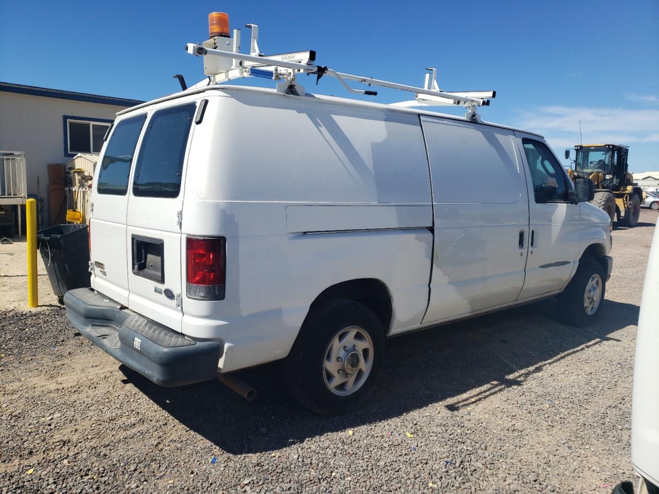 Photo 2 VIN: 1FTNE1EWXDDA19681 - FORD ECONOLINE 