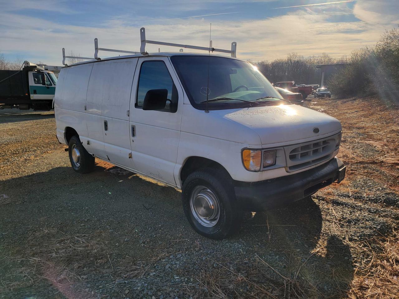 Photo 0 VIN: 1FTNE24292HB50613 - FORD ECONOLINE 