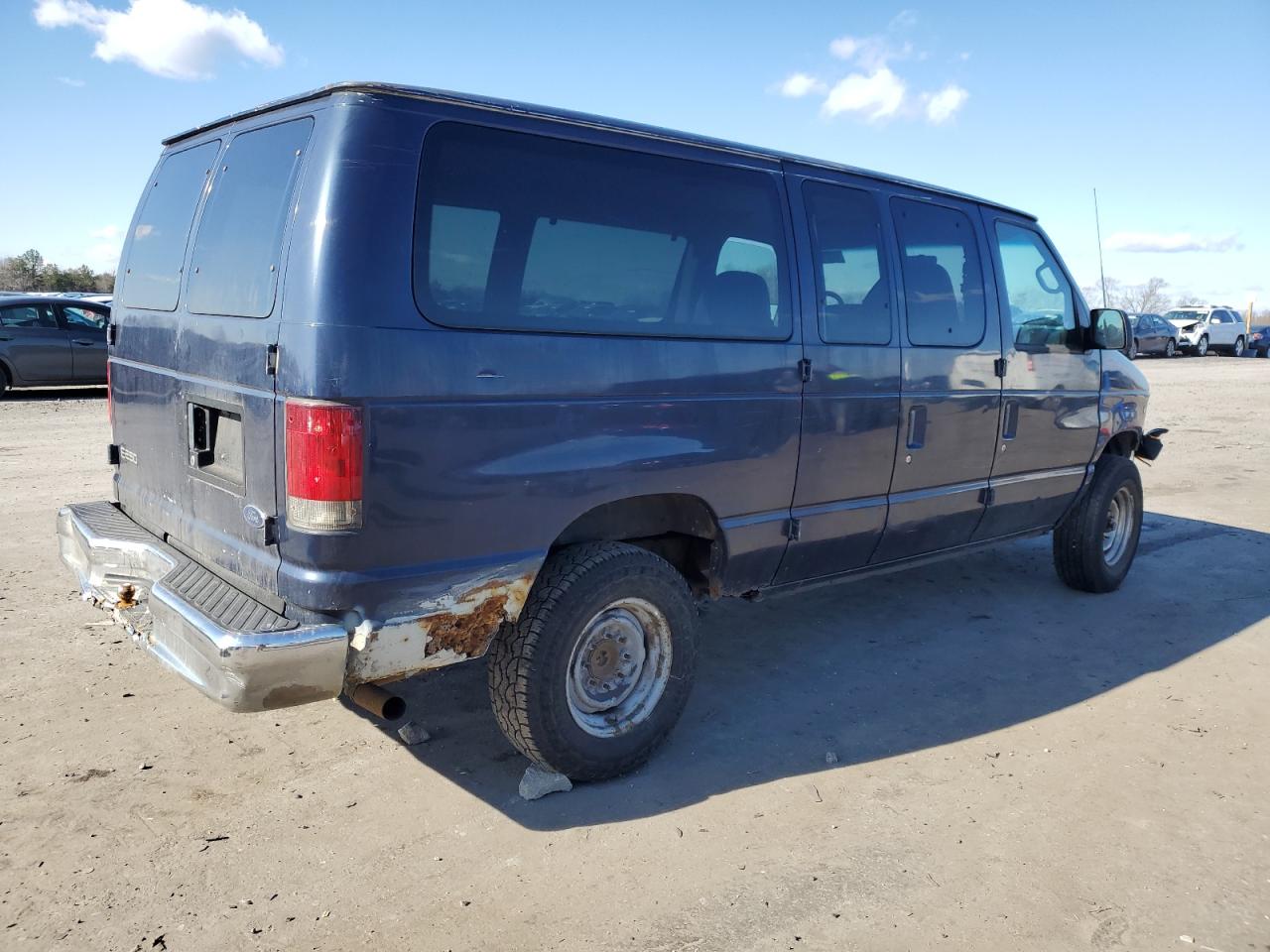 Photo 2 VIN: 1FTNE24L02HA64633 - FORD ECONOLINE 