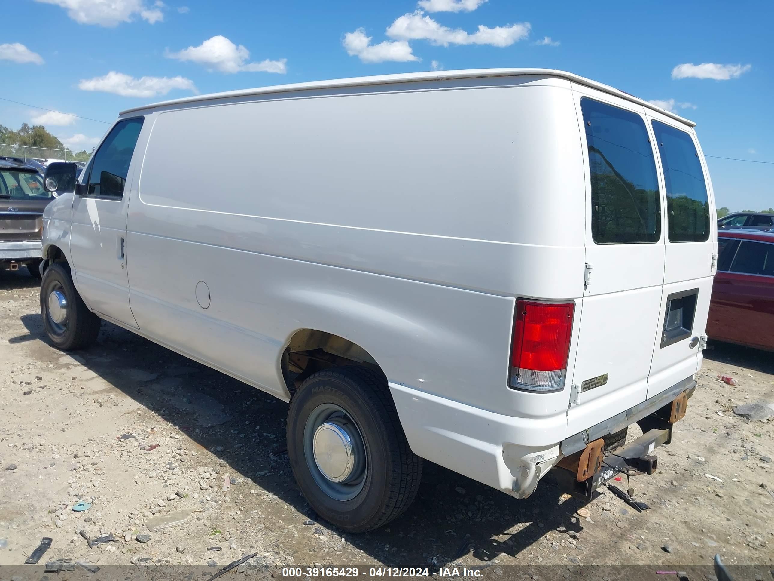 Photo 2 VIN: 1FTNE24L0YHA32628 - FORD ECONOLINE 