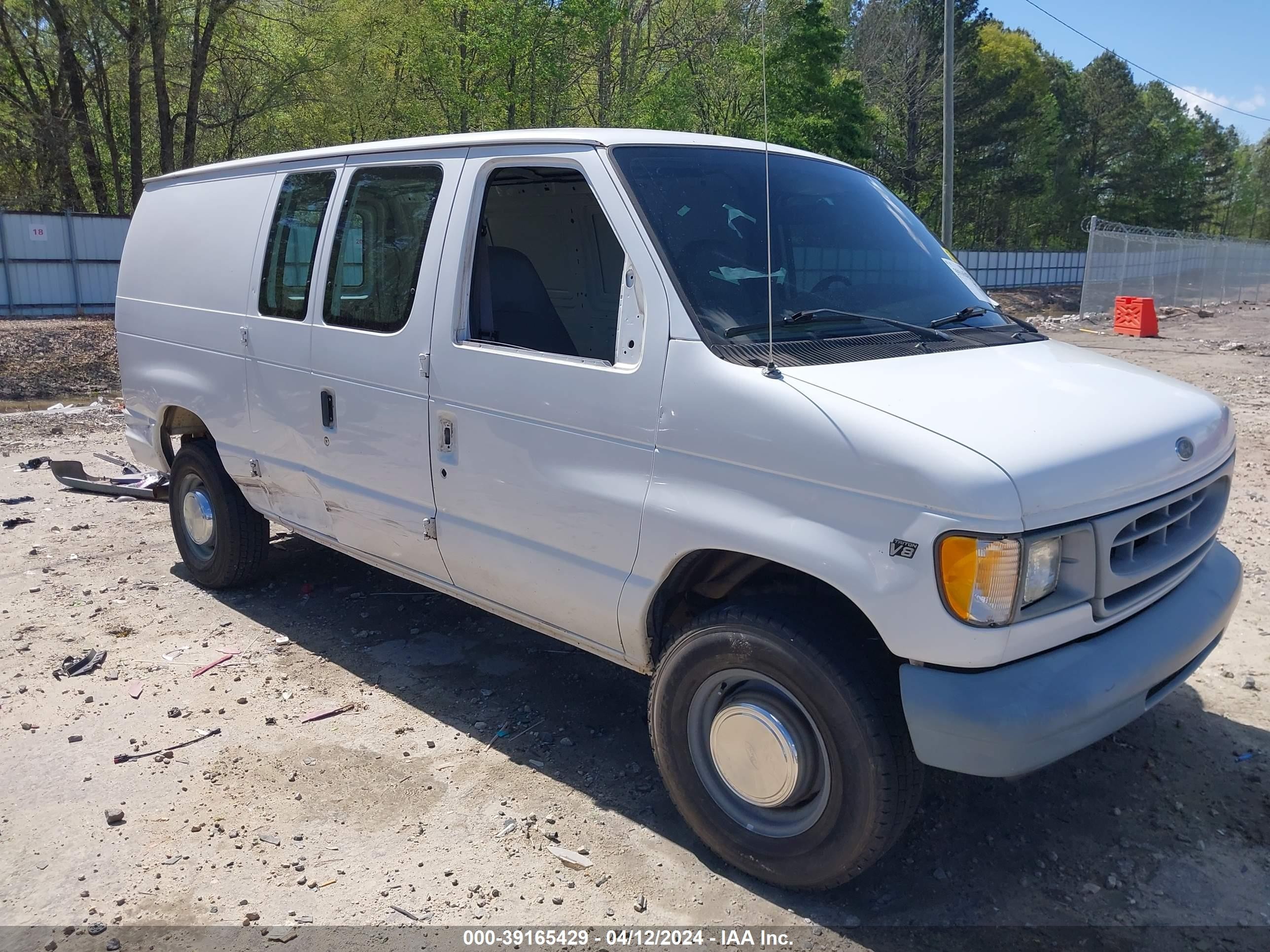 Photo 5 VIN: 1FTNE24L0YHA32628 - FORD ECONOLINE 