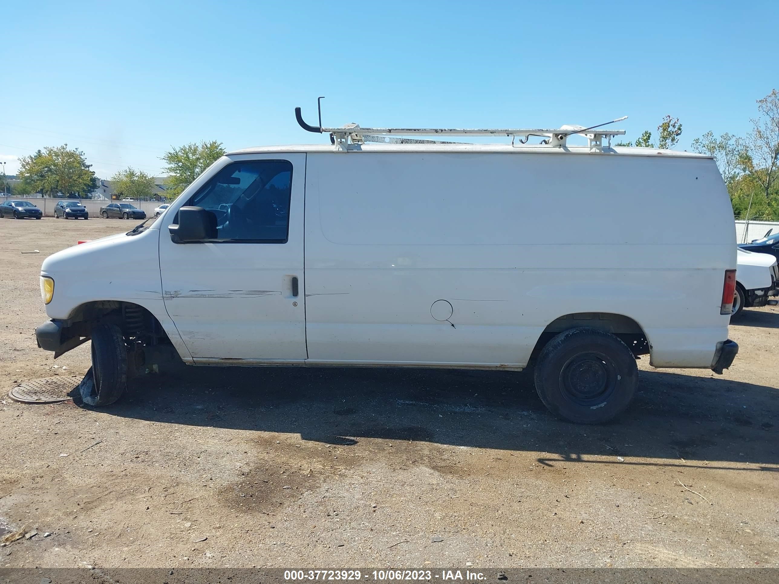 Photo 13 VIN: 1FTNE24L14HA60156 - FORD ECONOLINE 