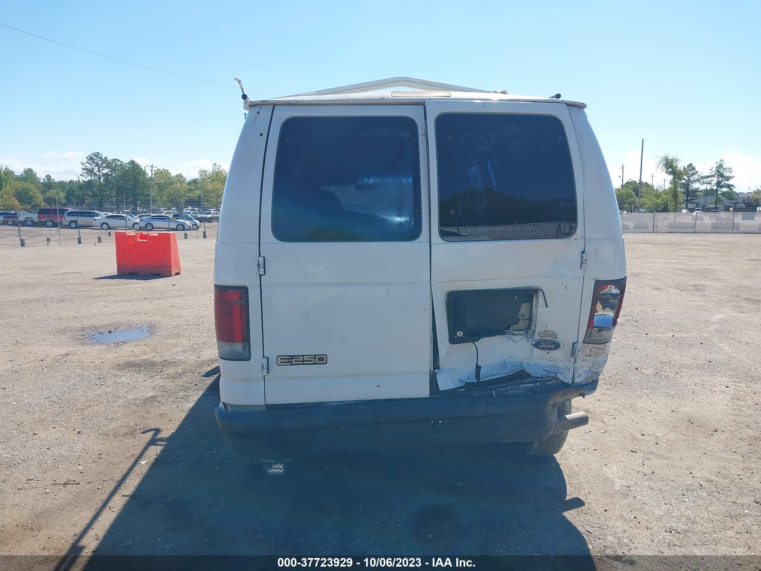 Photo 15 VIN: 1FTNE24L14HA60156 - FORD ECONOLINE 