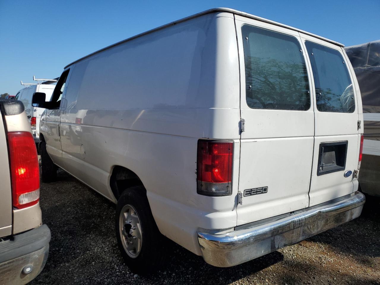 Photo 1 VIN: 1FTNE24L15HA80344 - FORD ECONOLINE 