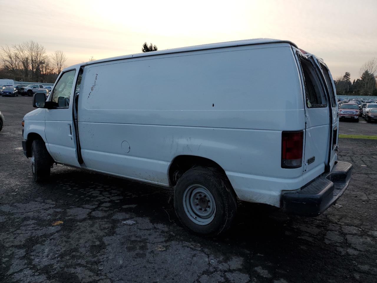 Photo 1 VIN: 1FTNE24L19DA16107 - FORD ECONOLINE 