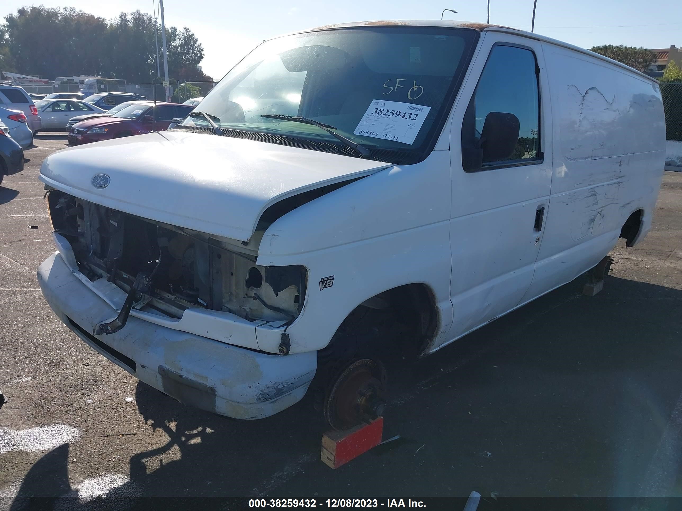 Photo 1 VIN: 1FTNE24L1YHB76124 - FORD ECONOLINE 