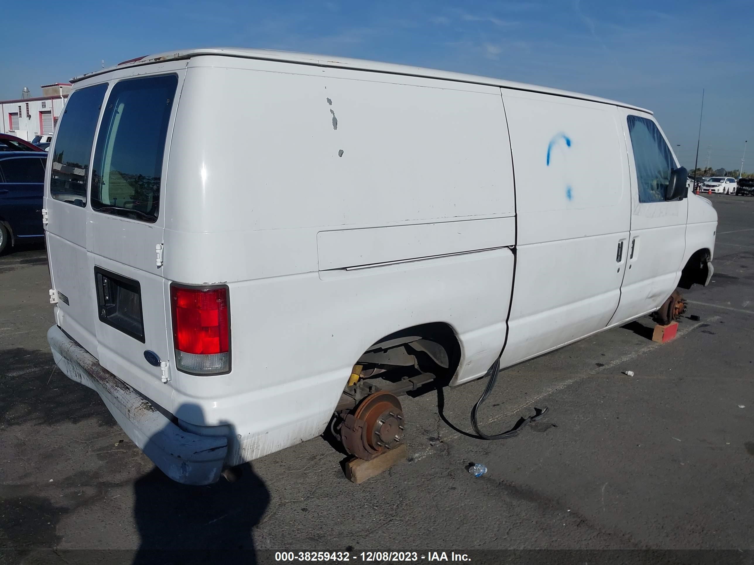 Photo 3 VIN: 1FTNE24L1YHB76124 - FORD ECONOLINE 