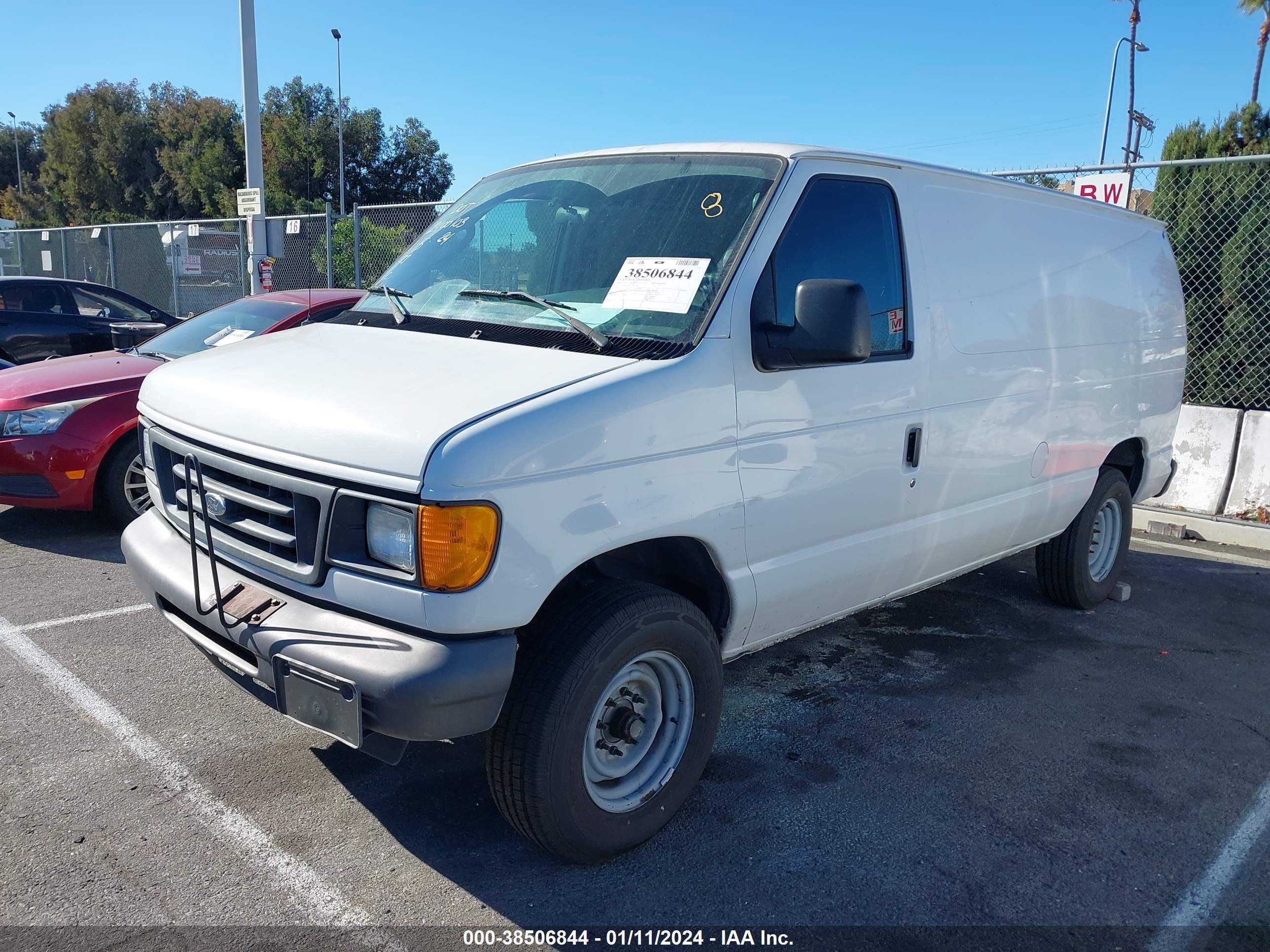 Photo 1 VIN: 1FTNE24L47DA01422 - FORD ECONOLINE 