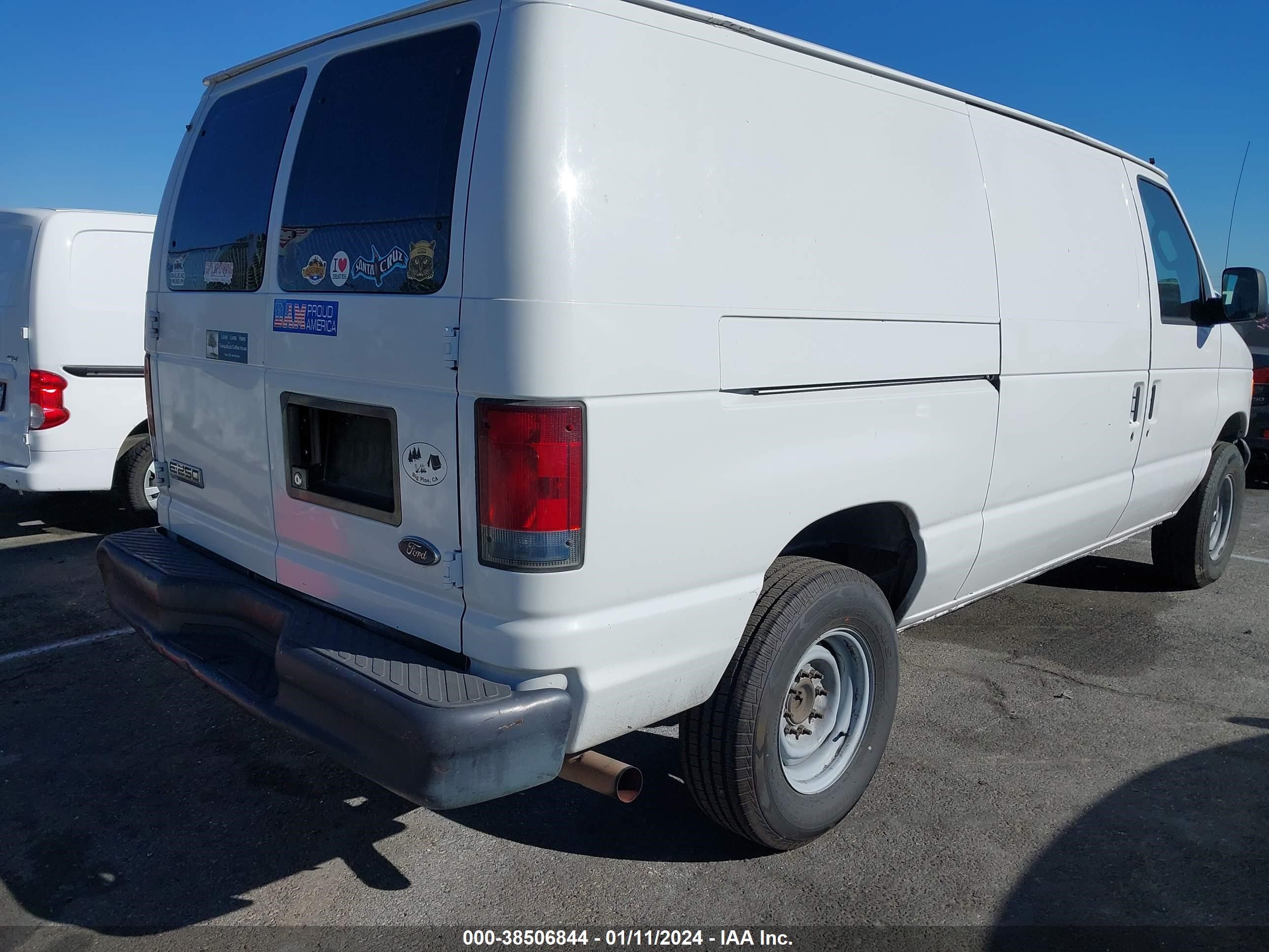 Photo 3 VIN: 1FTNE24L47DA01422 - FORD ECONOLINE 