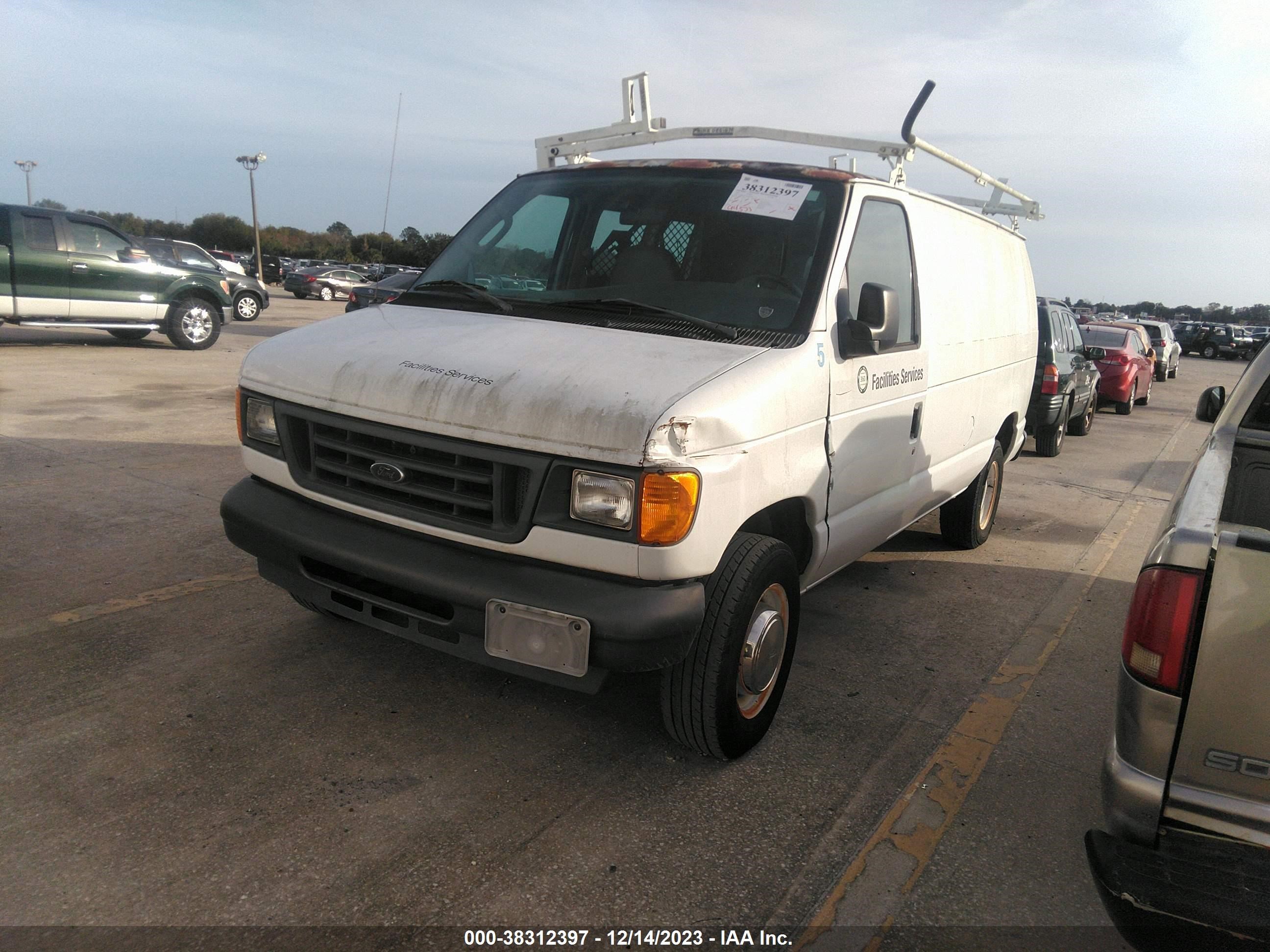 Photo 1 VIN: 1FTNE24L55HA26559 - FORD ECONOLINE 