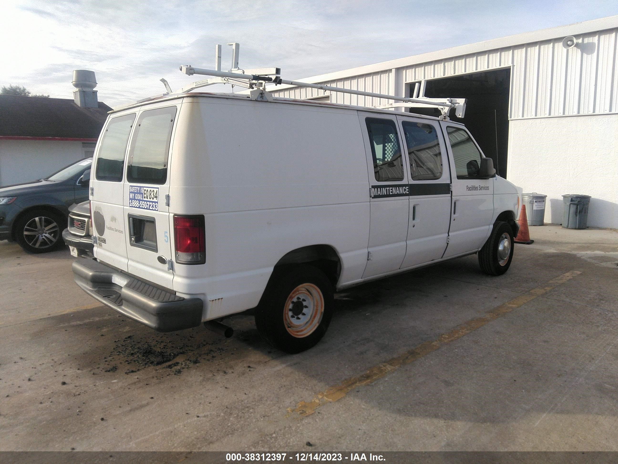 Photo 3 VIN: 1FTNE24L55HA26559 - FORD ECONOLINE 