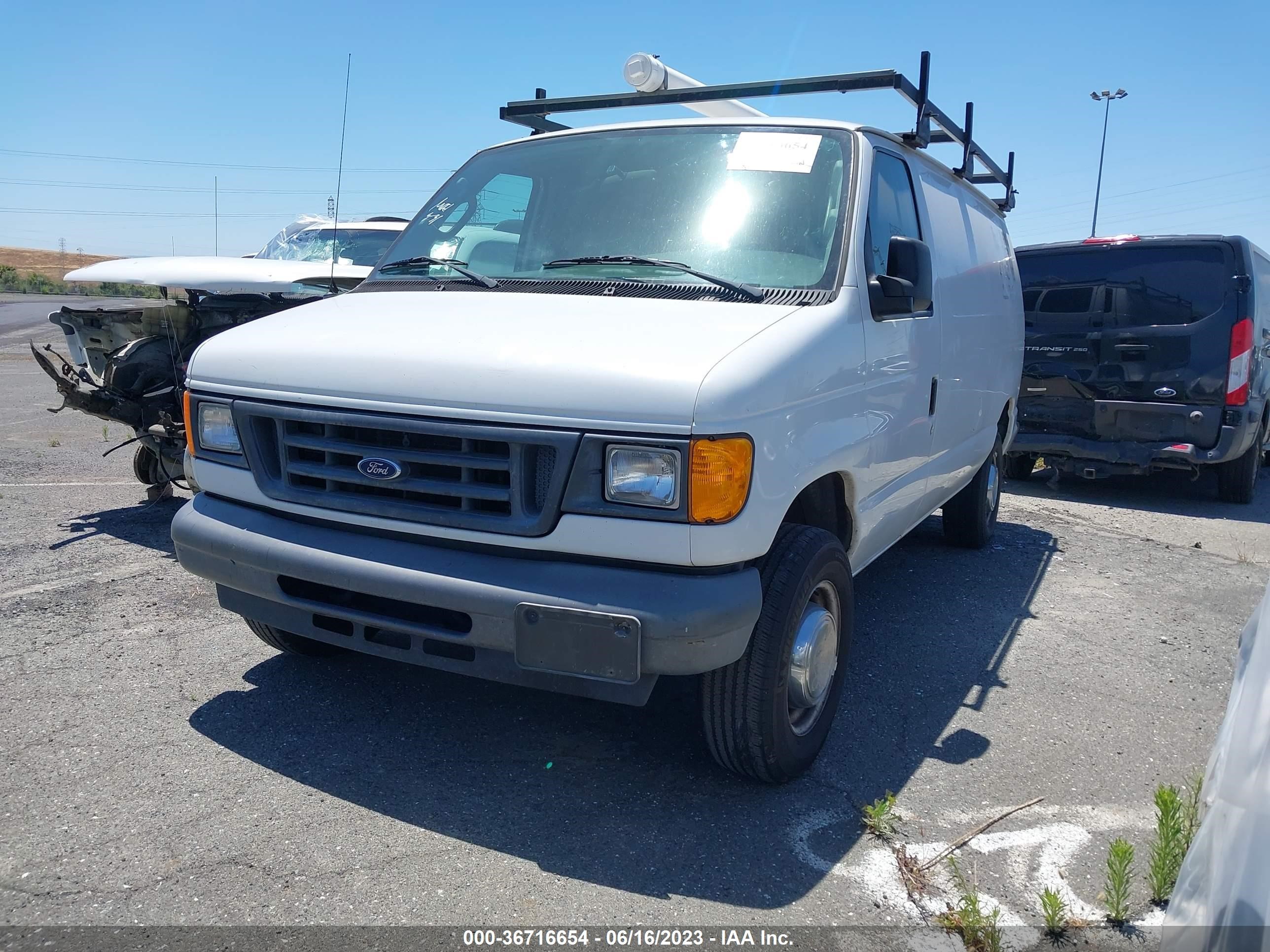 Photo 1 VIN: 1FTNE24L56HA39216 - FORD ECONOLINE 