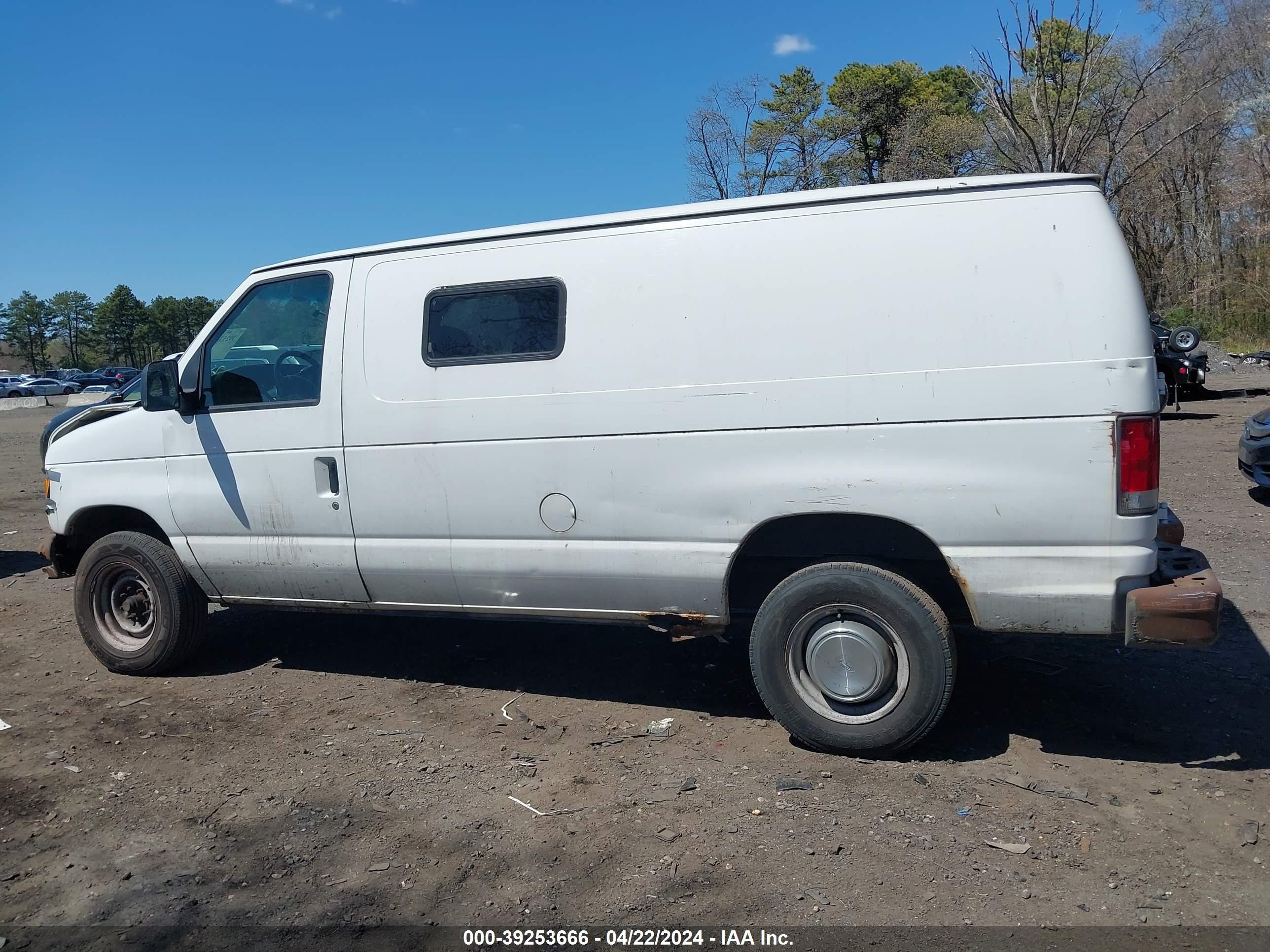 Photo 13 VIN: 1FTNE24L61HB48129 - FORD ECONOLINE 