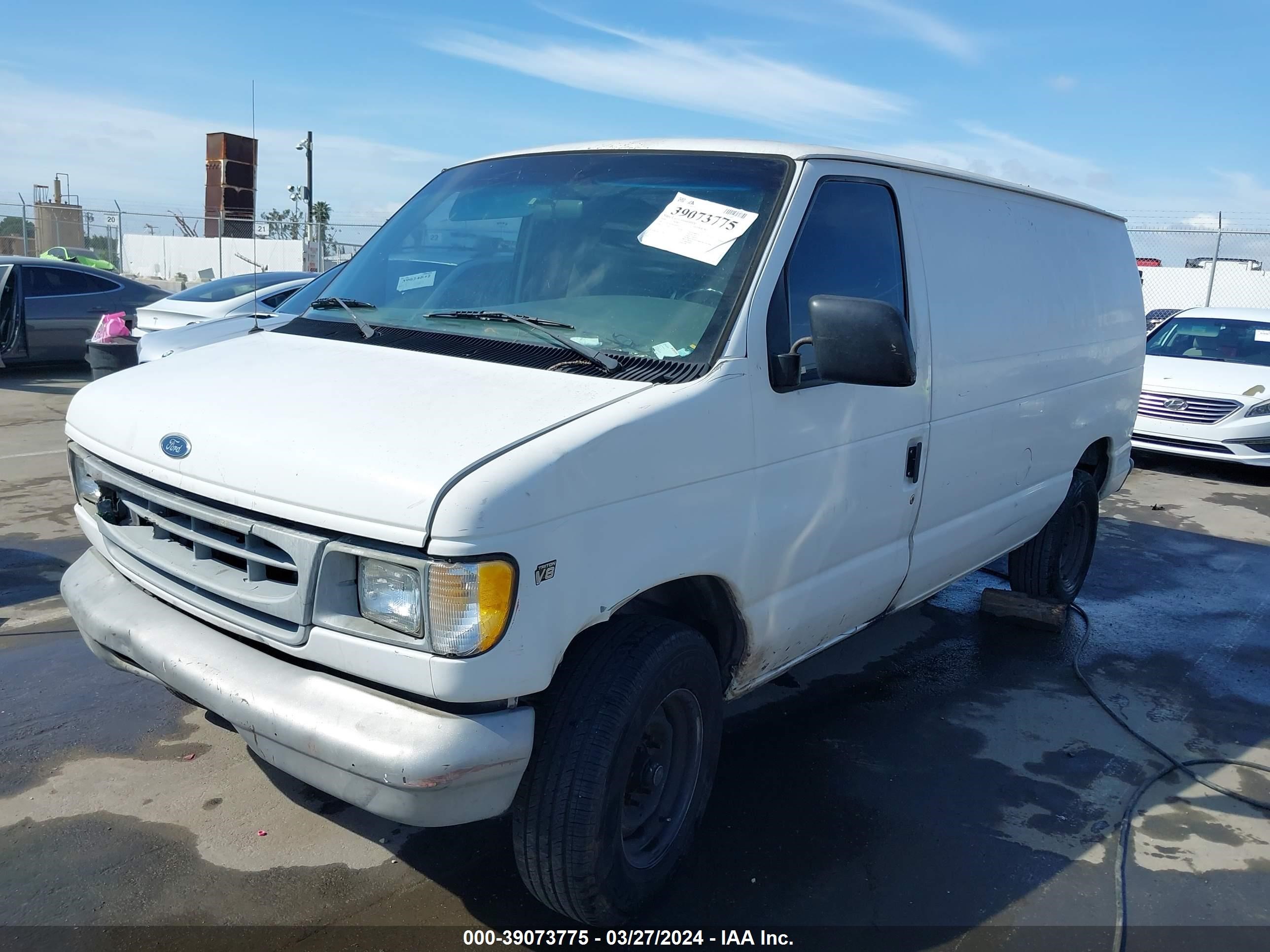 Photo 1 VIN: 1FTNE24L6XHA54101 - FORD ECONOLINE 