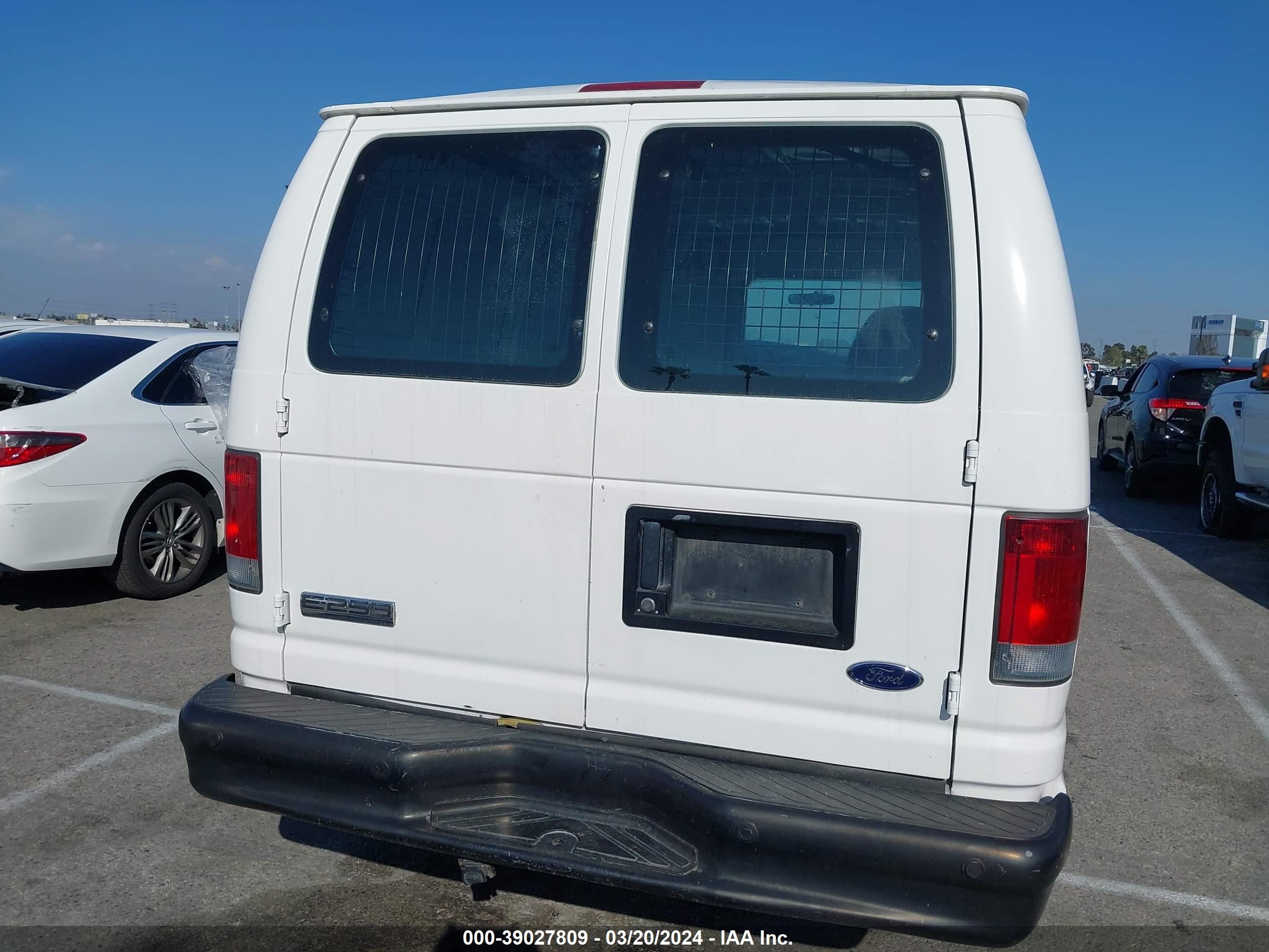 Photo 15 VIN: 1FTNE24L87DA68802 - FORD ECONOLINE 