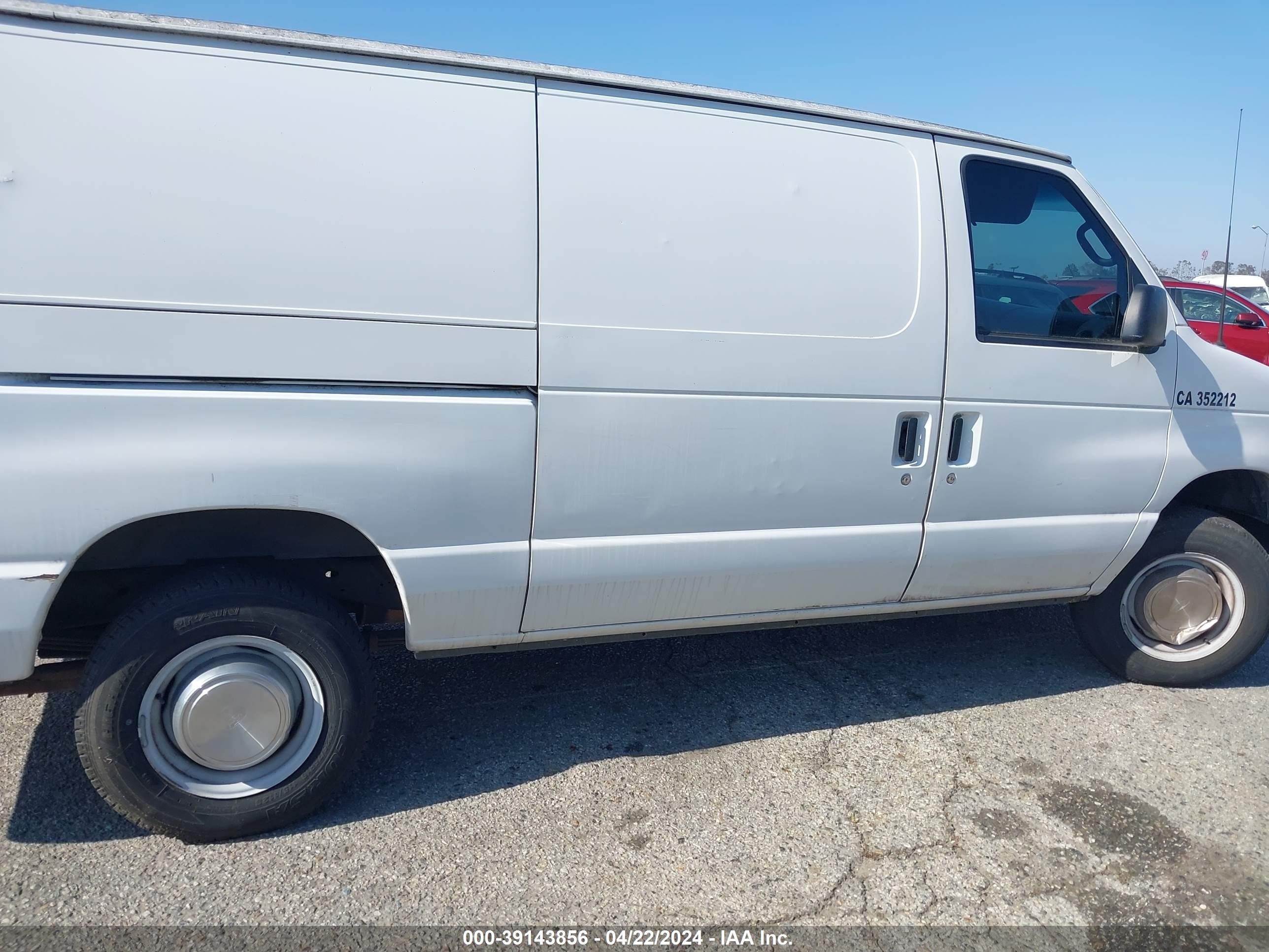 Photo 11 VIN: 1FTNE24LX1HA90266 - FORD ECONOLINE 