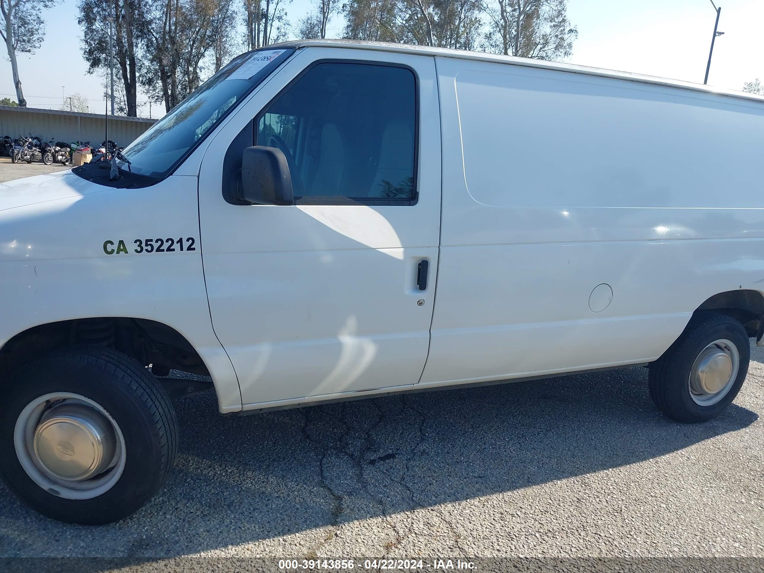 Photo 12 VIN: 1FTNE24LX1HA90266 - FORD ECONOLINE 